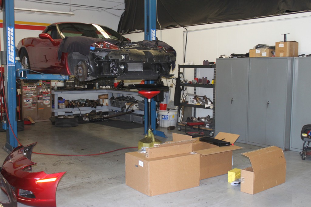 Corvette C6 Getting an Edelbrock Supercharger at the STILLEN Performance Shop