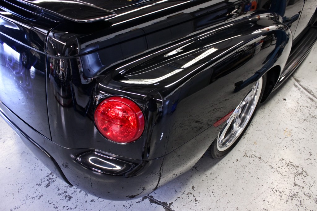 chevy ssr tail light