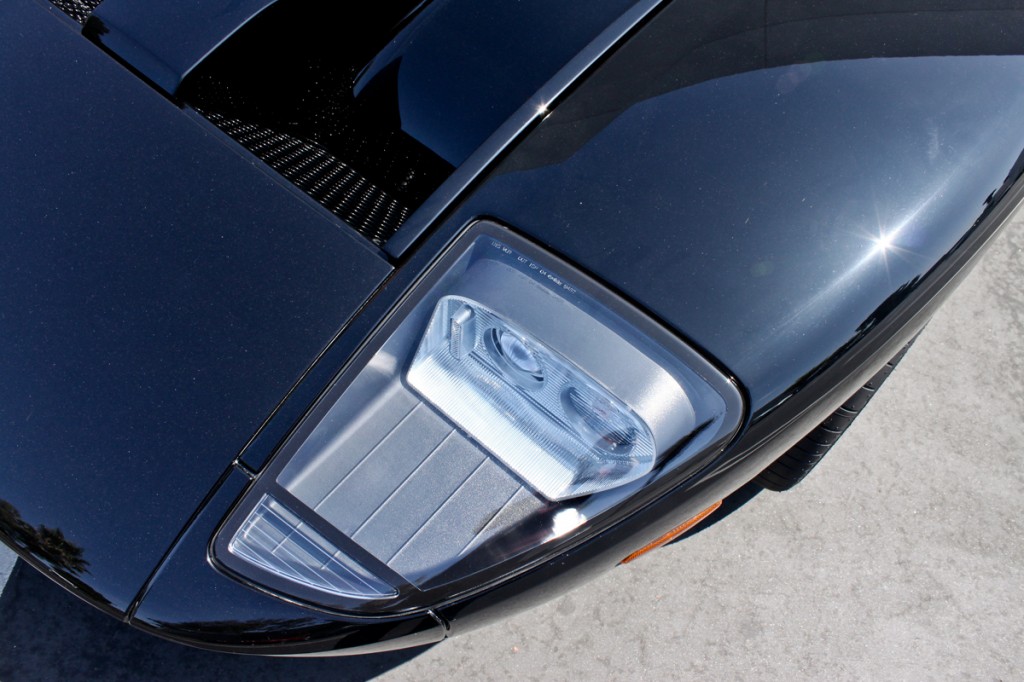 black ford gt headlight