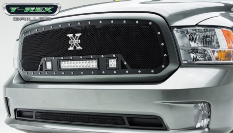 13 Ram 1500 w/LED Off-Road Lights