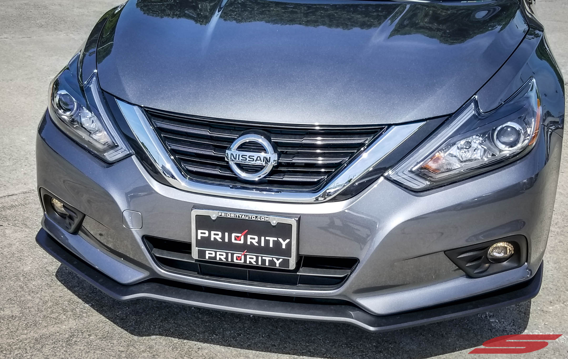 2018 Nissan Altima SR STILLEN Front Splitter at Priority Nissan