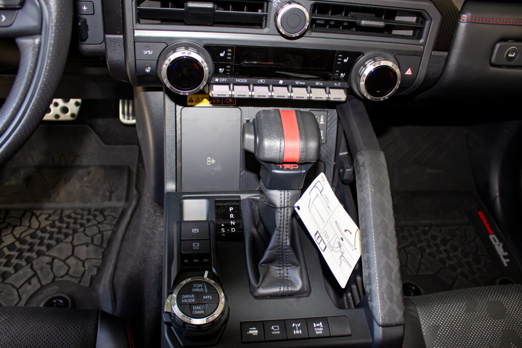 2025 Toyota 4Runner featuring TRD Pro and Trailhunter trims, showcasing new 2.4L turbocharged i-FORCE engine and advanced off-road capabilities.