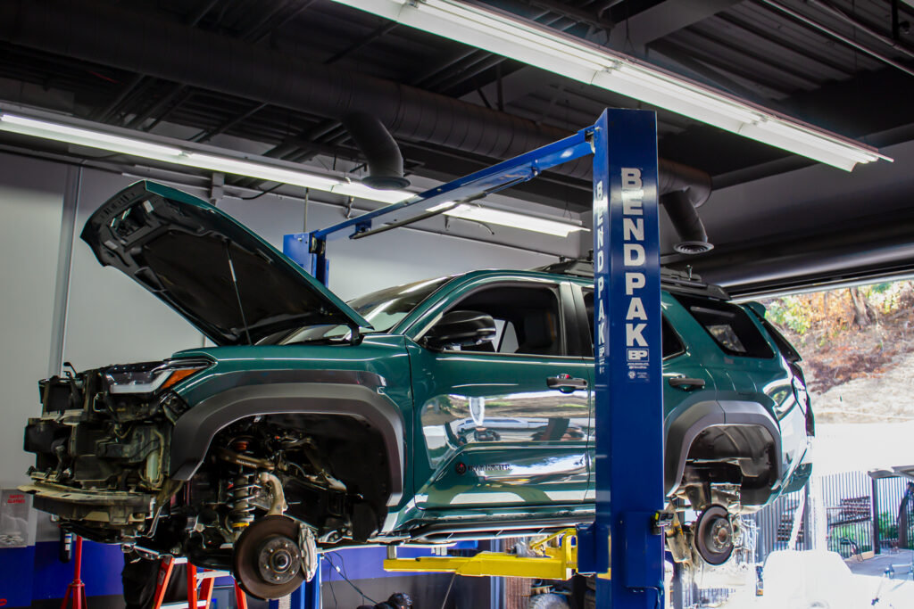 2025 Toyota 4Runner featuring TRD Pro and Trailhunter trims, showcasing new 2.4L turbocharged i-FORCE engine and advanced off-road capabilities.